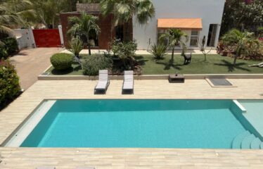 A VENDRE : NIANING villa contemporaine bord de mer 380M² piscine 7 pièces 1500M² de terrain