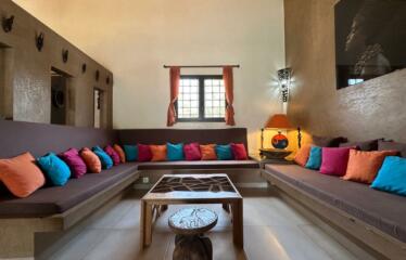 Ngaparou: A louer; une somptueuse villa de 4 chambres, 3salles de bain à l’italienne avec un studio indépendant.