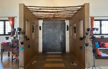 Ngaparou: A louer; une somptueuse villa de 4 chambres, 3salles de bain à l’italienne avec un studio indépendant.