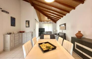 A louer – Villa de prestige en bord de  mer à la Résidence Cristalline