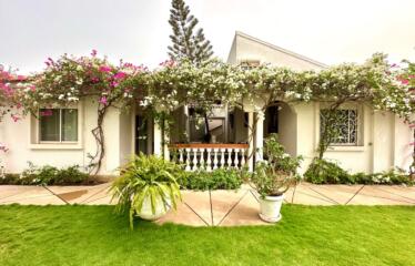 A louer – Villa de prestige en bord de  mer à la Résidence Cristalline