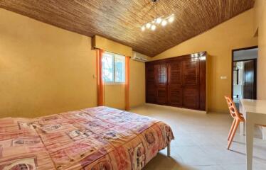 SALY : Villa 1908M2 4 chambres à vendre dans résidence Kalahari piscine pool house proche école française