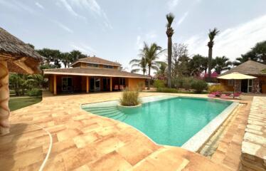 SALY : Villa 1908M2 4 chambres à vendre dans résidence Kalahari piscine pool house proche école française